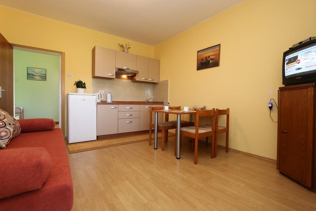 Apartment Mihajic M Климно Экстерьер фото